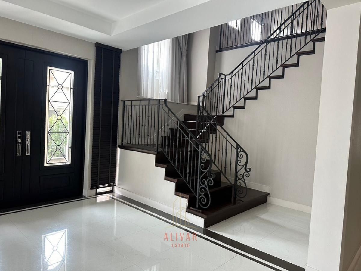 For SaleHouseBangna, Bearing, Lasalle : SH030225 2 -story house for sale, 4 bedrooms, Nantawan, Bang Na Km. 7, near Mega Bangna