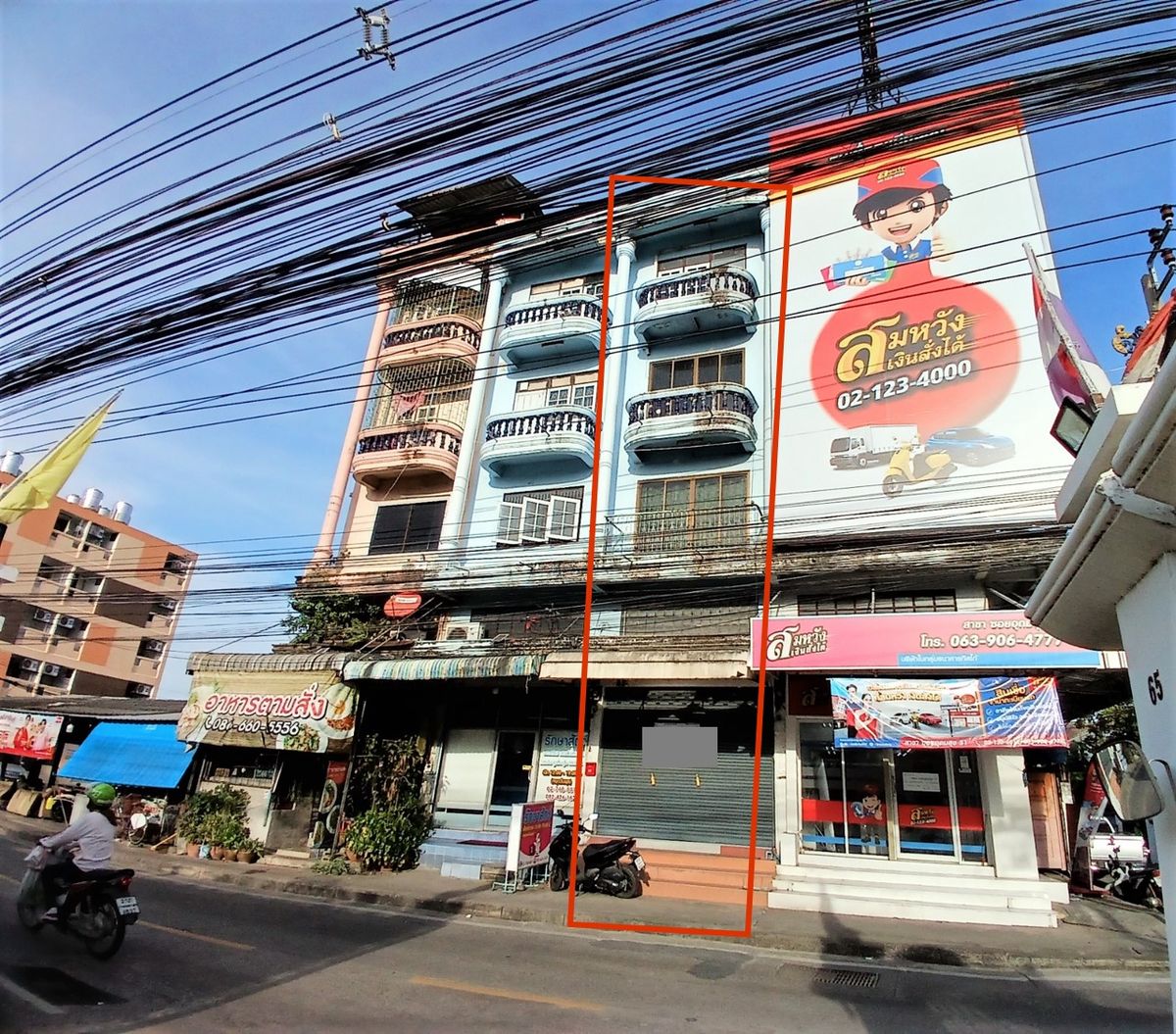 For RentShop HouseOnnut, Udomsuk : A 4.5 storeys commercial block for rent in Udomsuk 51, Sukhumvit 103