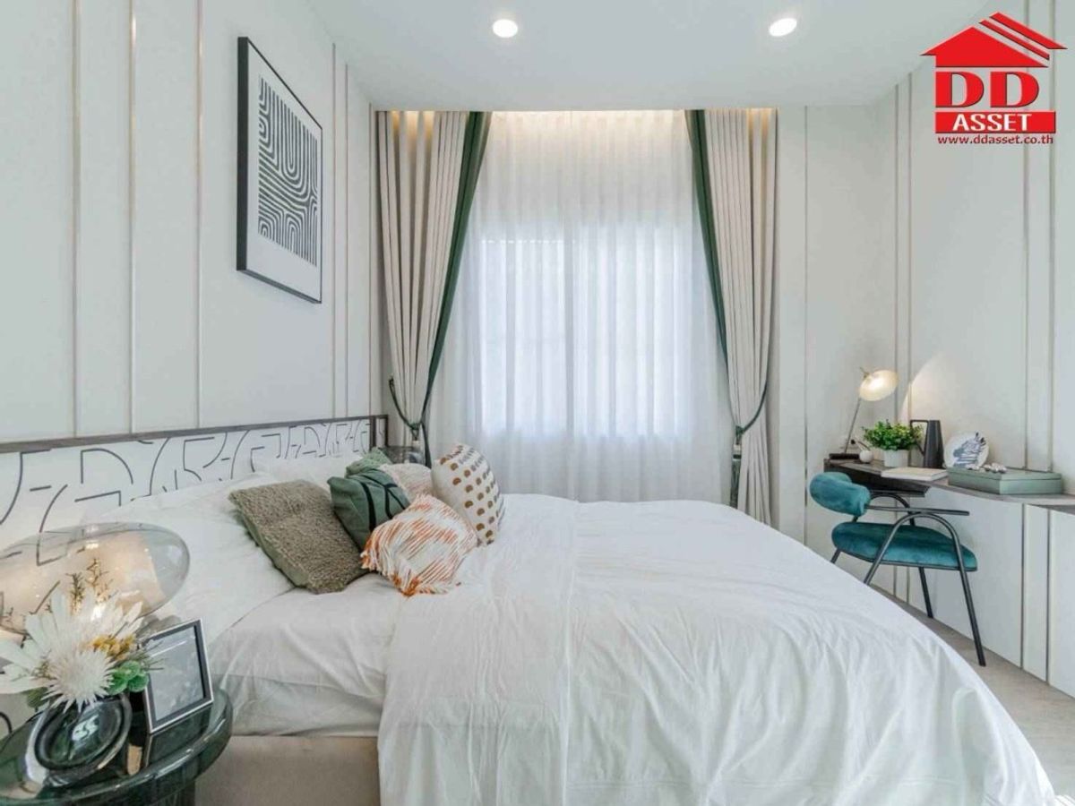 ขายบ้านลาดกระบัง สุวรรณภูมิ : ขายบ้านเดี่ยว 2 ชั้น เดอะ แฮมป์ตัน พระราม9 กรุงเทพกรีฑา (The Hampton Rama 9 Krungthep Kreetha) ใกล้ถนนตัดใหม่ศรีนครินทร์- ร่มเกล้า รหัส : H8174