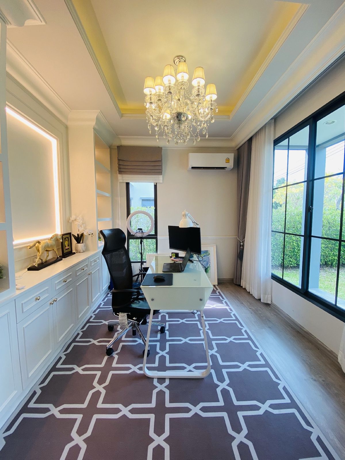 ขายบ้านลาดกระบัง สุวรรณภูมิ : สราญสิริ รามคำแหง บ้านหรู หิ้วกระเป๋าเข้าอยู่ได้เลย ที่ดิน 56 ตรว. พื้นที่ใช้สอย 184 ตรม.