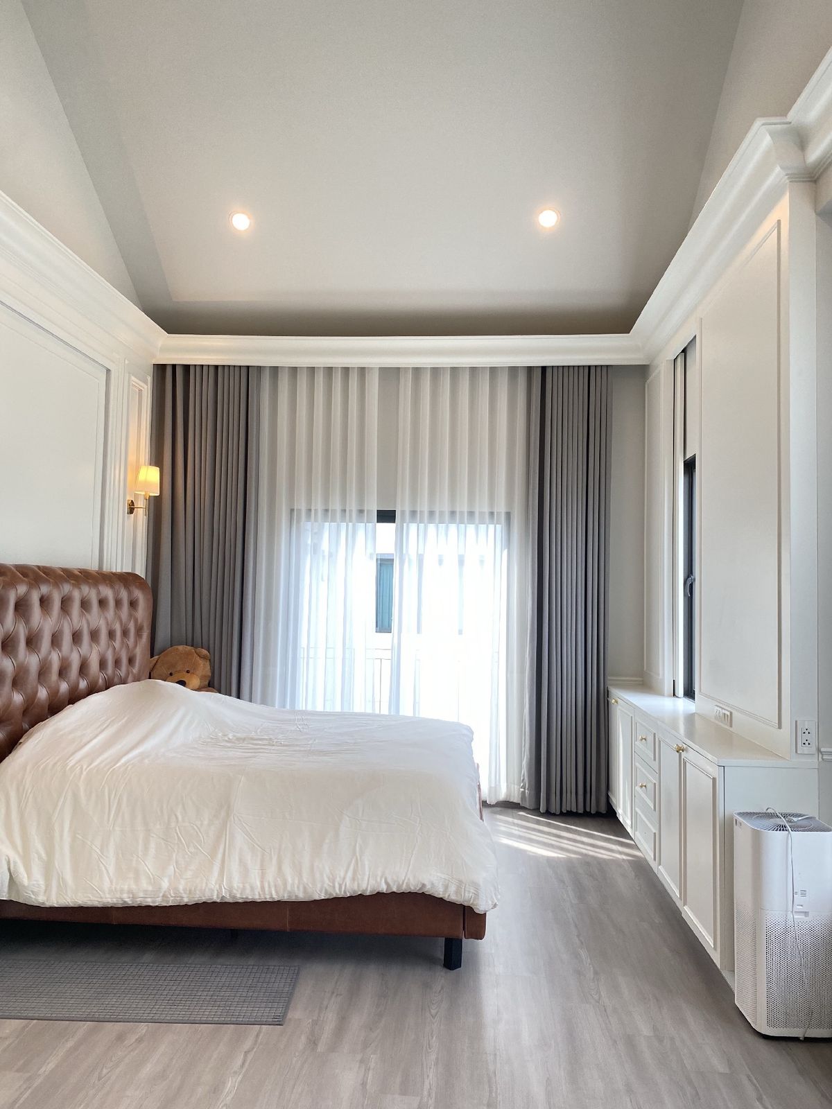 ขายบ้านลาดกระบัง สุวรรณภูมิ : สราญสิริ รามคำแหง บ้านหรู หิ้วกระเป๋าเข้าอยู่ได้เลย ที่ดิน 56 ตรว. พื้นที่ใช้สอย 184 ตรม.