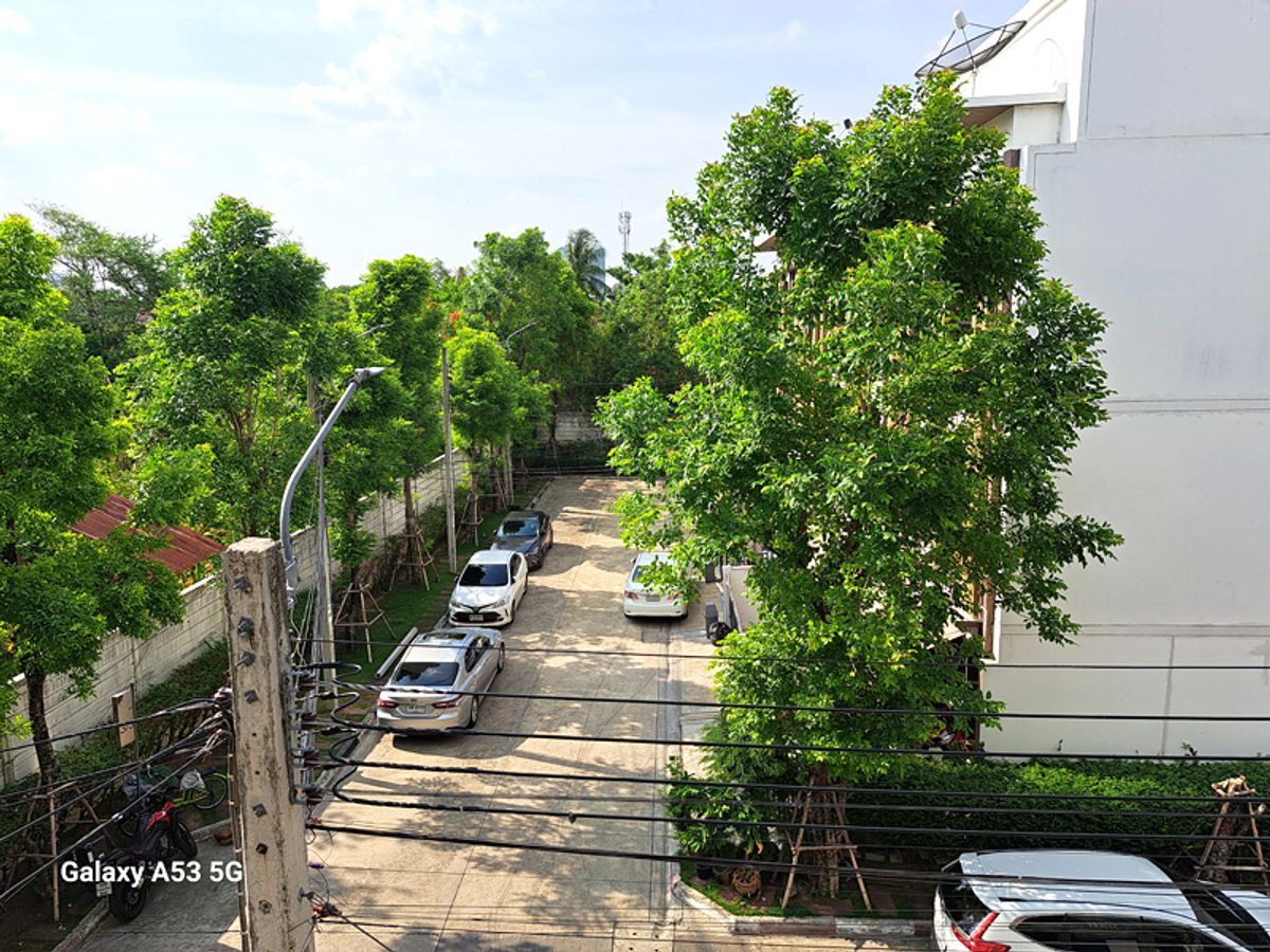 ขายทาวน์โฮมท่าพระ ตลาดพลู วุฒากาศ : บ้านกลางเมือง กัลปพฤกษ์ ซ.ศาลธนบุรี 29/2 กำนันแม้น