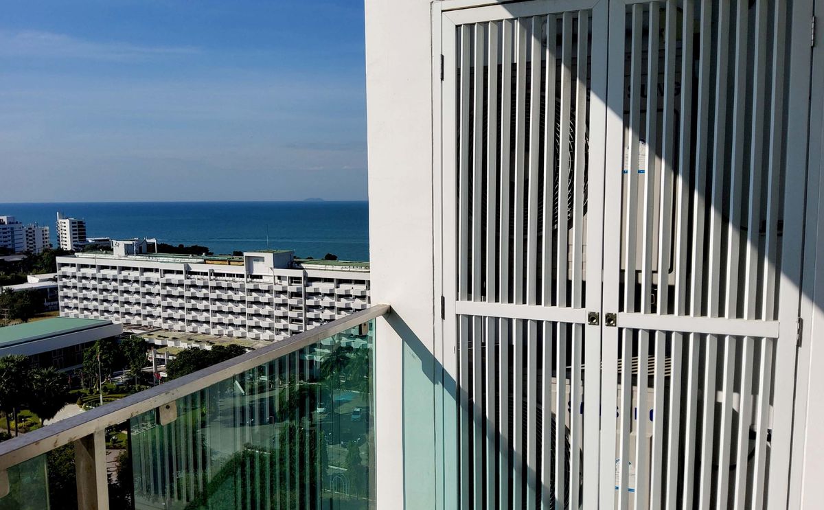 For SaleCondoPattaya, Bangsaen, Chonburi : One Tower Pratamnak condo for sale 🌊 Live the sea! One Tower Condo Pattaya, beautiful view, premium location