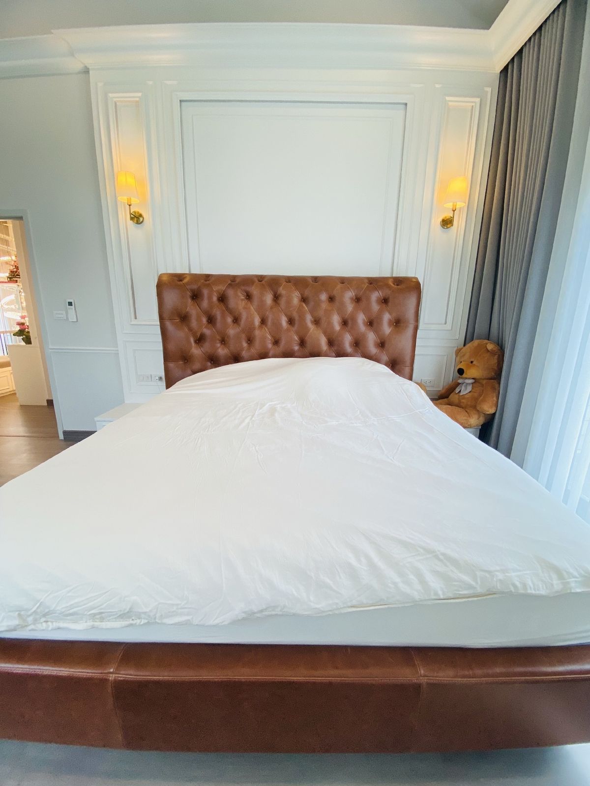 ขายบ้านลาดกระบัง สุวรรณภูมิ : สราญสิริ รามคำแหง บ้านหรู หิ้วกระเป๋าเข้าอยู่ได้เลย ที่ดิน 56 ตรว. พื้นที่ใช้สอย 184 ตรม.