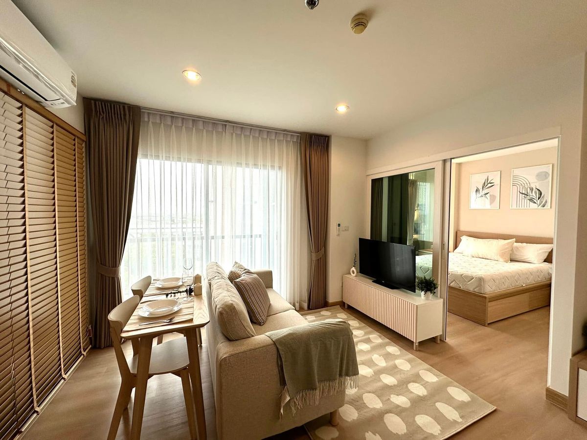 For SaleCondoChaengwatana, Muangthong : Condo for sale, The Key Chaeng Watthana, a new renovated room, beautiful, ready to be 1.85 baht.