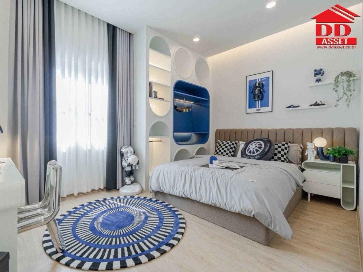 ขายบ้านลาดกระบัง สุวรรณภูมิ : ขายบ้านเดี่ยว 2 ชั้น เดอะ แฮมป์ตัน พระราม9 กรุงเทพกรีฑา (The Hampton Rama 9 Krungthep Kreetha) ใกล้ถนนตัดใหม่ศรีนครินทร์- ร่มเกล้า รหัส : H8174