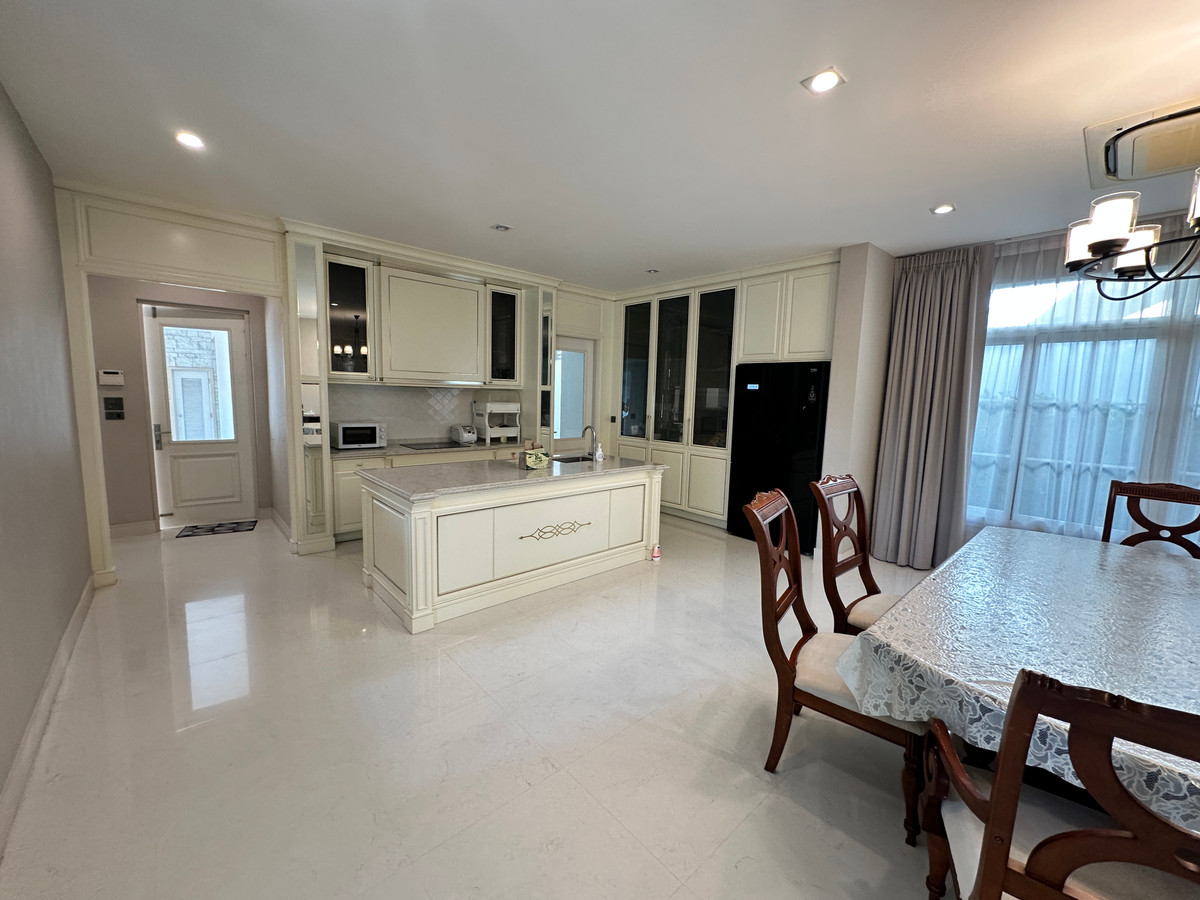 For SaleHouseBangna, Bearing, Lasalle : SH030225 2 -story house for sale, 4 bedrooms, Nantawan, Bang Na Km. 7, near Mega Bangna