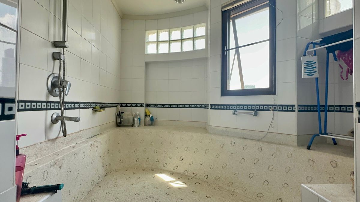 For SaleCondoNana, North Nana,Sukhumvit13, Soi Nana : For Sale Condo Kallista Manations Large Room with Balcony (S03-1995)