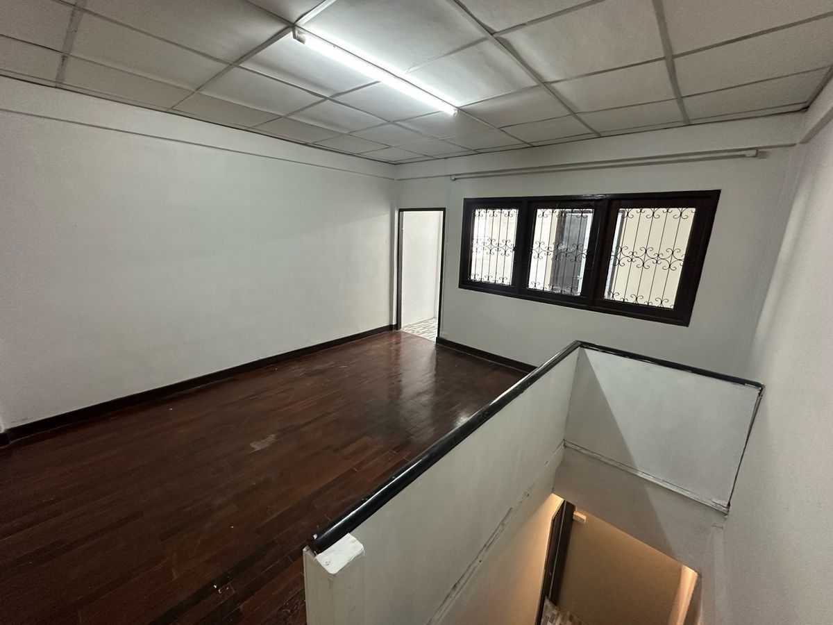 ให้เช่าทาวน์โฮมแจ้งวัฒนะ เมืองทอง : อยู่ใกล้รถไฟฟ้า = ใช้ชีวิตง่ายกว่า! บ้านเช่าแจ้งวัฒนะ 21 พร้อมเข้าอยู่