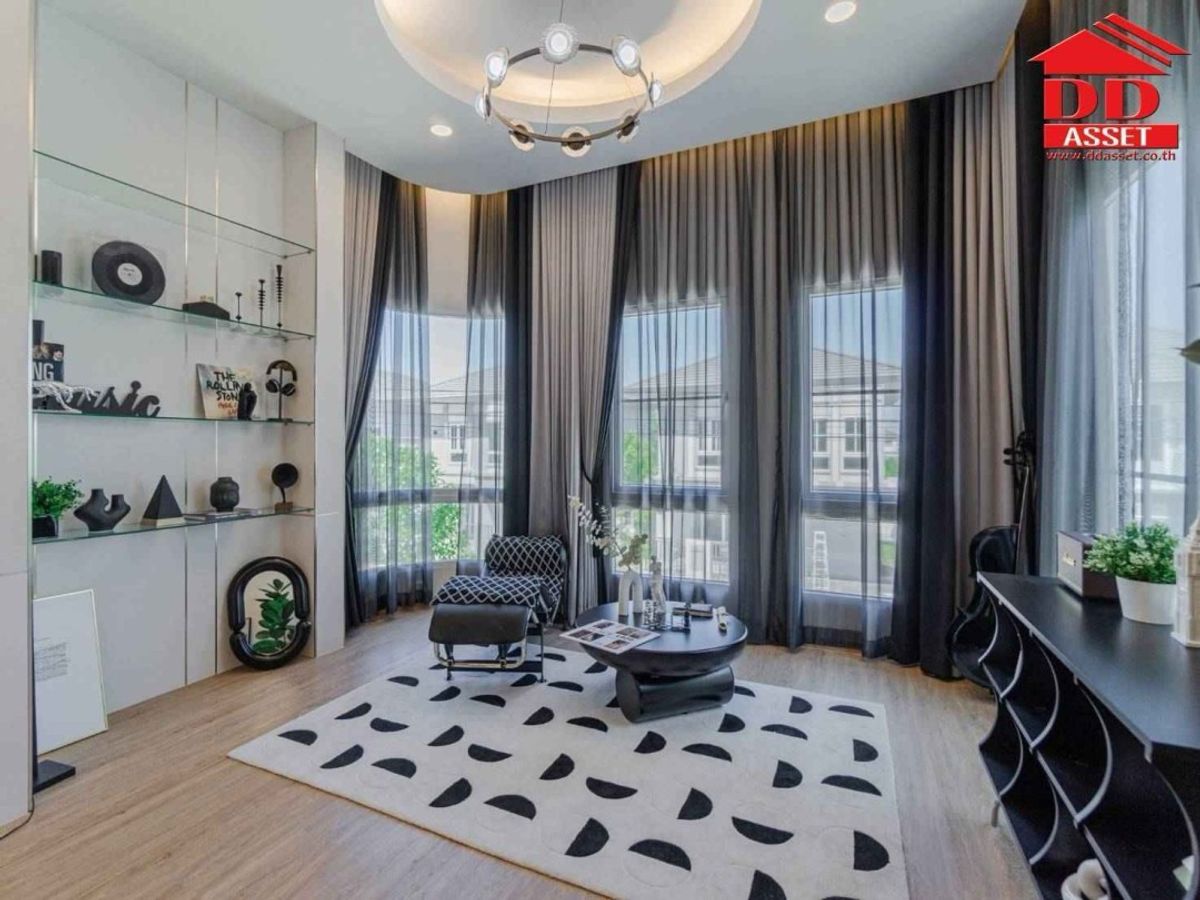 ขายบ้านลาดกระบัง สุวรรณภูมิ : ขายบ้านเดี่ยว 2 ชั้น เดอะ แฮมป์ตัน พระราม9 กรุงเทพกรีฑา (The Hampton Rama 9 Krungthep Kreetha) ใกล้ถนนตัดใหม่ศรีนครินทร์- ร่มเกล้า รหัส : H8174