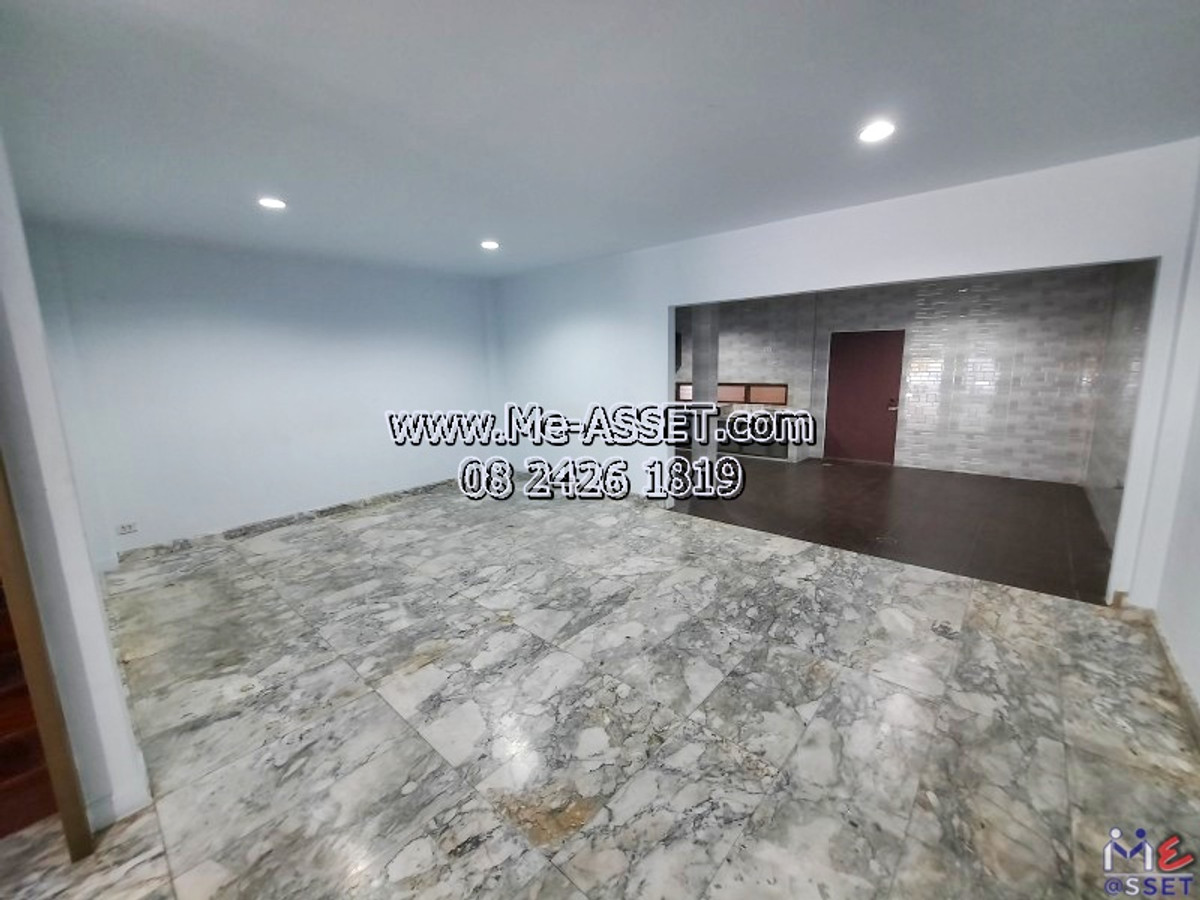 ขายและเช่าทาวน์เฮ้าส์ใกล้รถไฟฟ้า โซนปิ่นเกล้า อรุณอัมรินทร์ เชื่อมบรมราชชนนี จรัญสนิทวงศ์ ใกล้แยก 35 โบว์ รถไฟฟ้าสถานนีบางยี่ขัน เซ็นทรัลปิ่นเกล้า แบงค์ชาติ รพ.ศิริราช : มบ.ปิ่นจรัญวิลล่า : 3 ชั้น 32 ตร.วา : CODE NN-91388 Loading...