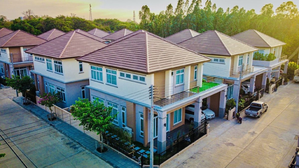 HouseBuri Ram : Luxury House for Sale in Muang Buriram, Installing payment applies.