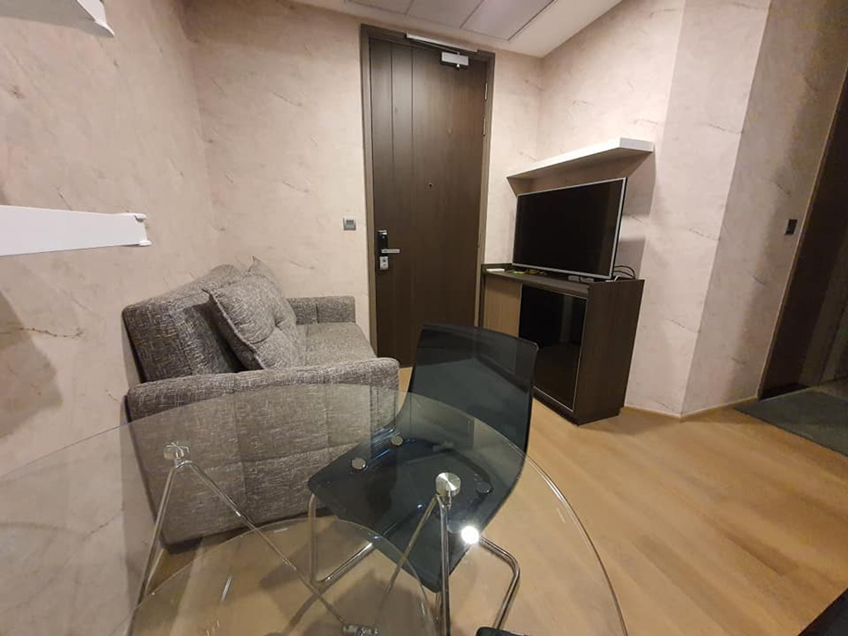 For RentCondoSiam Paragon ,Chulalongkorn,Samyan : Ashton Chula Silom【𝐑𝐄𝐍𝐓】🔥 Experience luxury in the heart of the city. With complete amenities, near Chula 🔥 Contact Line ID: @hacondo