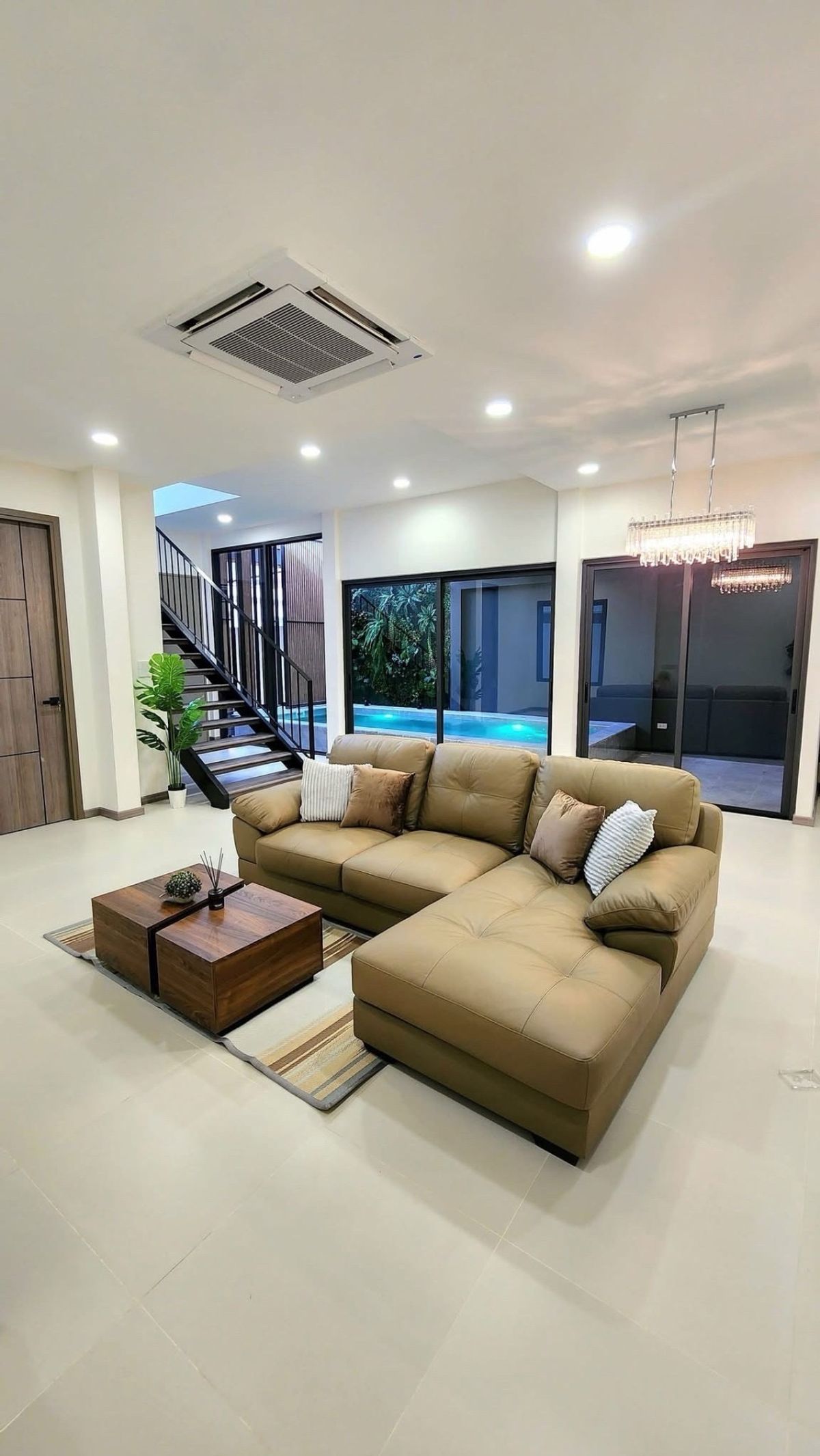 For SaleTownhomeSukhumvit, Asoke, Thonglor : 🏡 Newly Built Pool Villa for Sale | Sukhumvit 60/1 | 700 m. to BTS Bang Chak | Sold with Tenant Until Feb 2027