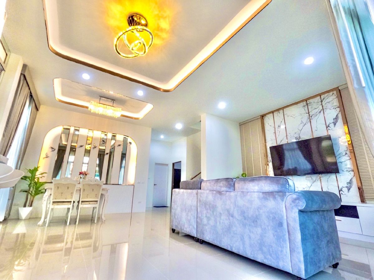 HouseBuri Ram : Luxury House for Sale in Muang Buriram, Installing payment applies.