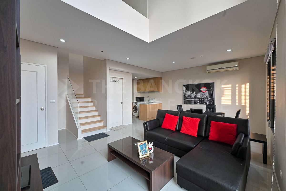 ให้เช่าคอนโดพระราม 9 เพชรบุรีตัดใหม่ RCA : Villa Asoke for rent near MRT phetchaburi By Pond 