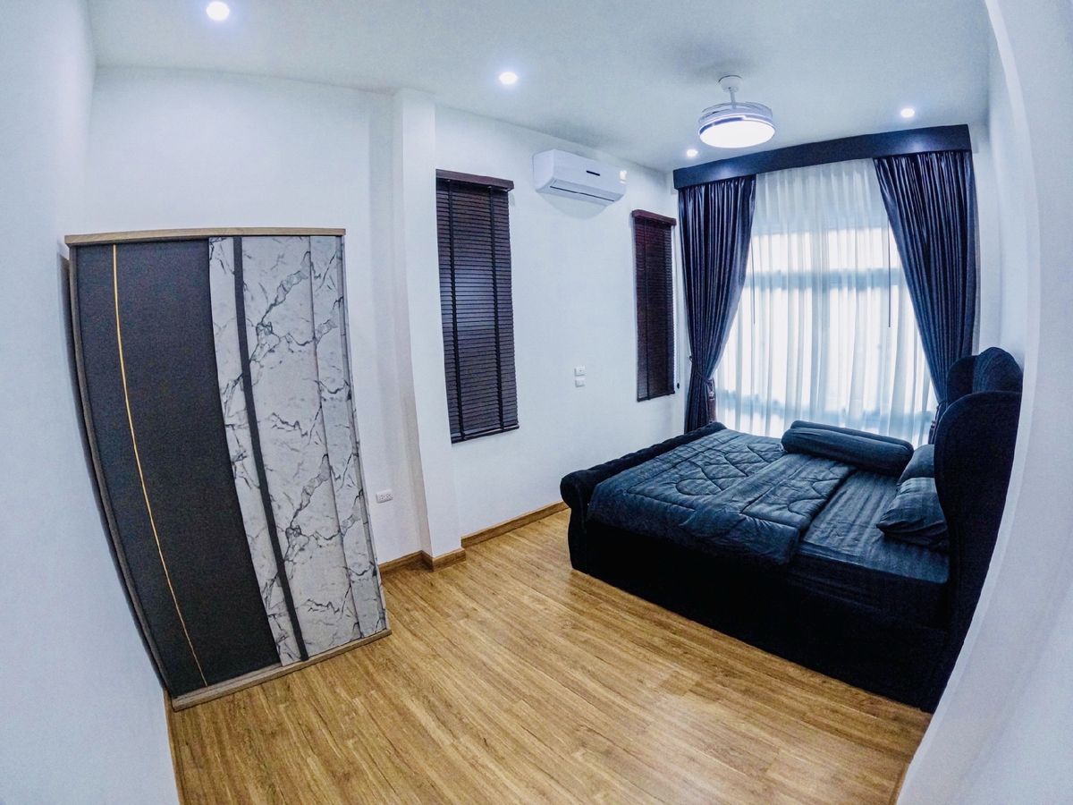 HouseBuri Ram : Luxury House for Sale in Muang Buriram, Installing payment applies.