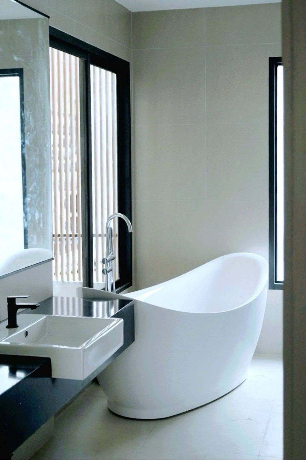 For SaleTownhomeSukhumvit, Asoke, Thonglor : 🏡 Newly Built Pool Villa for Sale | Sukhumvit 60/1 | 700 m. to BTS Bang Chak | Sold with Tenant Until Feb 2027