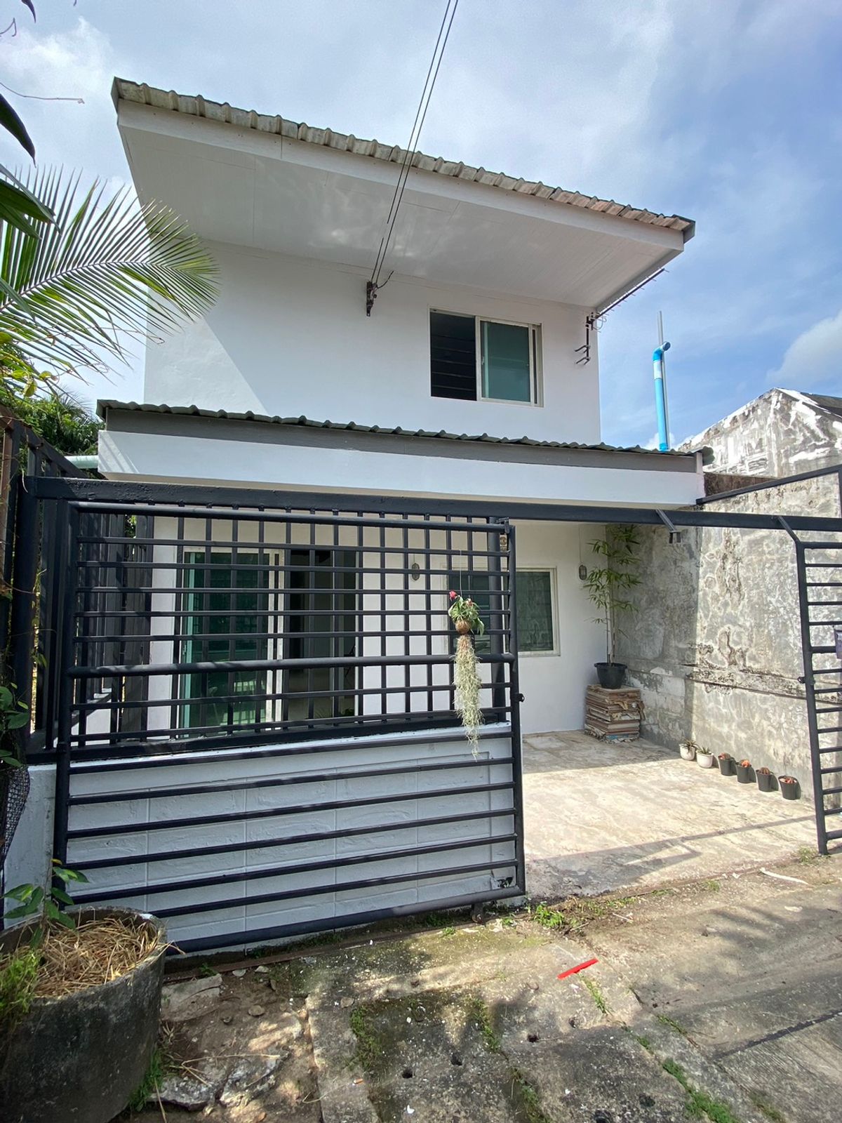 For SaleTownhomeChumphon : Townhome for sale in the middle of Chumphon