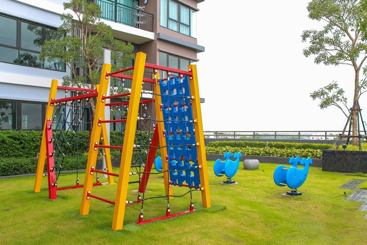 ขายคอนโดปิ่นเกล้า จรัญสนิทวงศ์ : คอนโด ห้องมุม 83.9 ตารางเมตร, เป็นส่วนตัว เนื้อที่เยอะ, ศุภาลัย ลอฟท์ สถานีแยกไฟฉาย, ห้องใหม่ไม่เคยอยู่, วิวระเบียงไม่มีตึกบัง อากาศดี, ห่างรถไฟฟ้า สถานีแยกไฟฉาย เพียง 350 เมตร