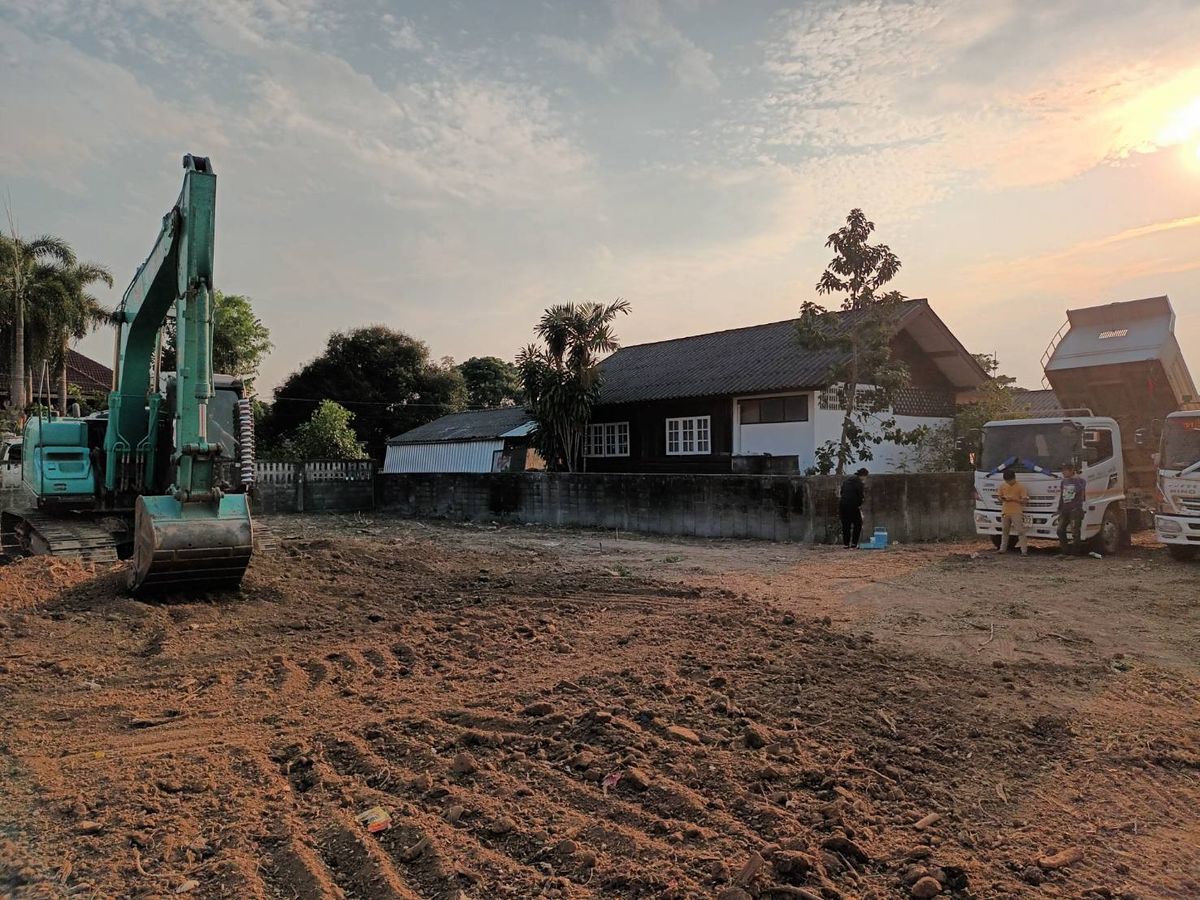 ขายที่ดินเชียงราย : 📣 (ขาย) ที่ดิน เนื้อที่ 285 ตร.วา ใกล้ห้าแยกพ่อขุนมังราย