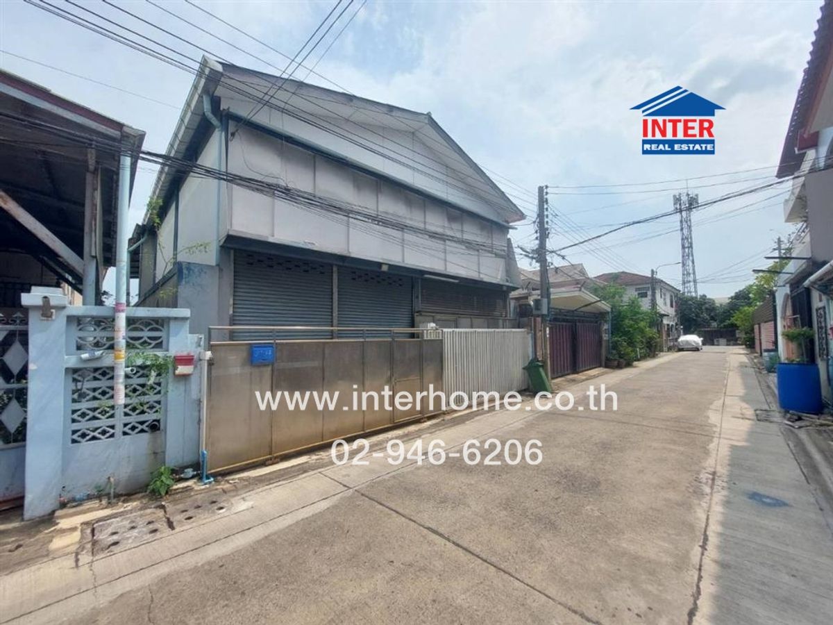 For RentWarehouseLadkrabang, Suwannaphum Airport : Warehouse 45 sq.w. Warehouse Soi Chalerm Phrakiat Rama 9 Soi 14 Intersection 6 Kanchanaphisek Road Chaloem Phrakiat Rama 9 Road, Prawet District, Bangkok