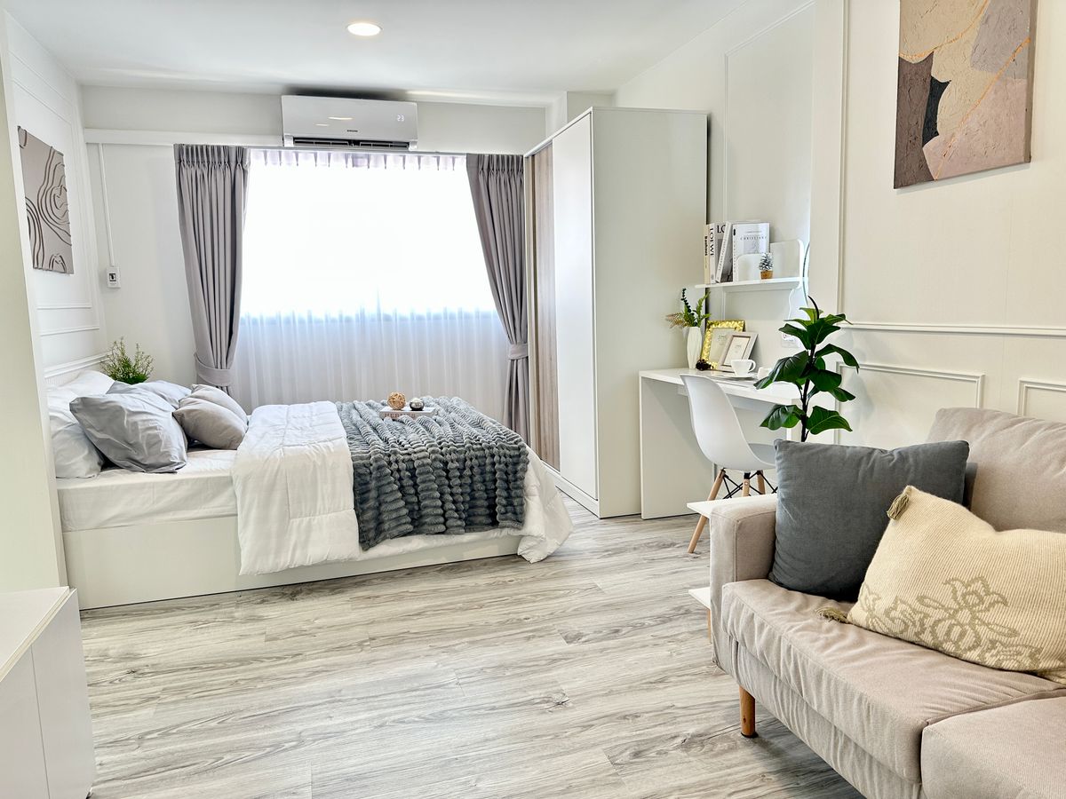 For SaleCondoNawamin, Ramindra : New RENOVATE room/Special plan, separate kitchen, helping from loans to the transfer of Lumpini Condo Town Ramintra - Nawamin