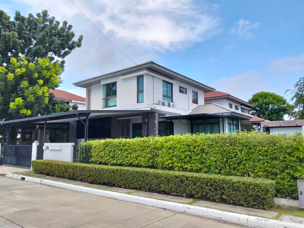 For RentHouseRama 2, Bang Khun Thian : Rental, Manthana Thian, Sea 28, Land, 100, 5 bedrooms, 3 bathrooms, 3 car parks, complete furniture ready to move in. Near Central Rama II
