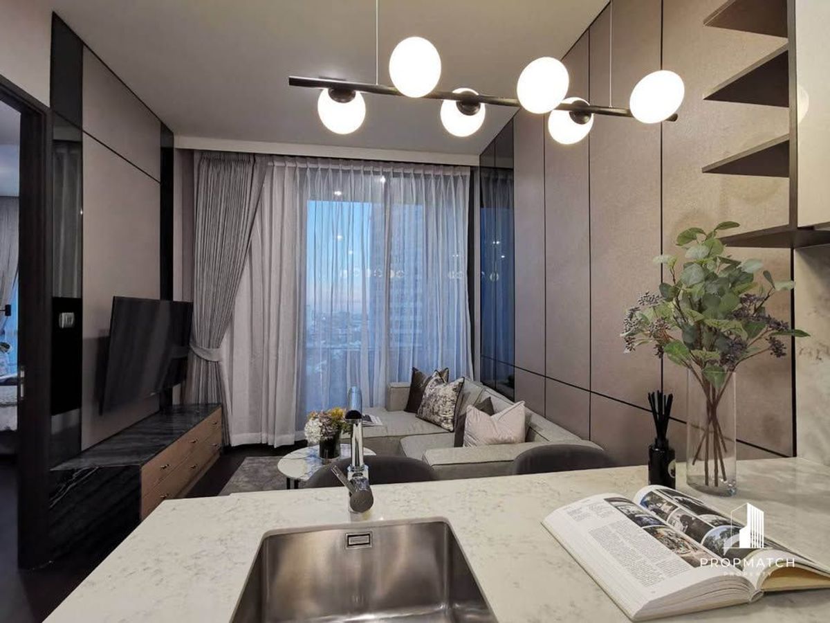 ให้เช่าคอนโดสุขุมวิท อโศก ทองหล่อ : ✨ราคาสุดว้าว ห้องแต่งสุดปัง✨LAVIQ Sukhumvit 57  ( 1Bed 1Bath 45SQM.) แต่งครบพร้อมอยู่ !! เพียง 52,000บาทต่อเดือน Tel.0981315848 @propmatch