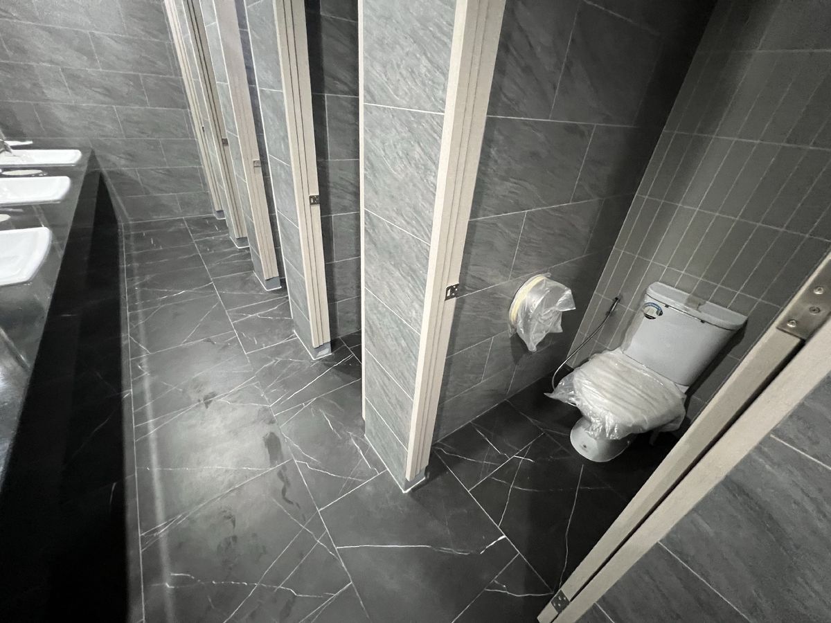 ให้เช่าร้านค้า/ตลาดนัดเยาวราช บางลำพู : Commercial Space at China Town - Ratchawong Rd., MRT Wat Mangkon 450 Meters can Walk for Restaurants , All Day Dining , Dining - room , Lounge and Coffee Bar