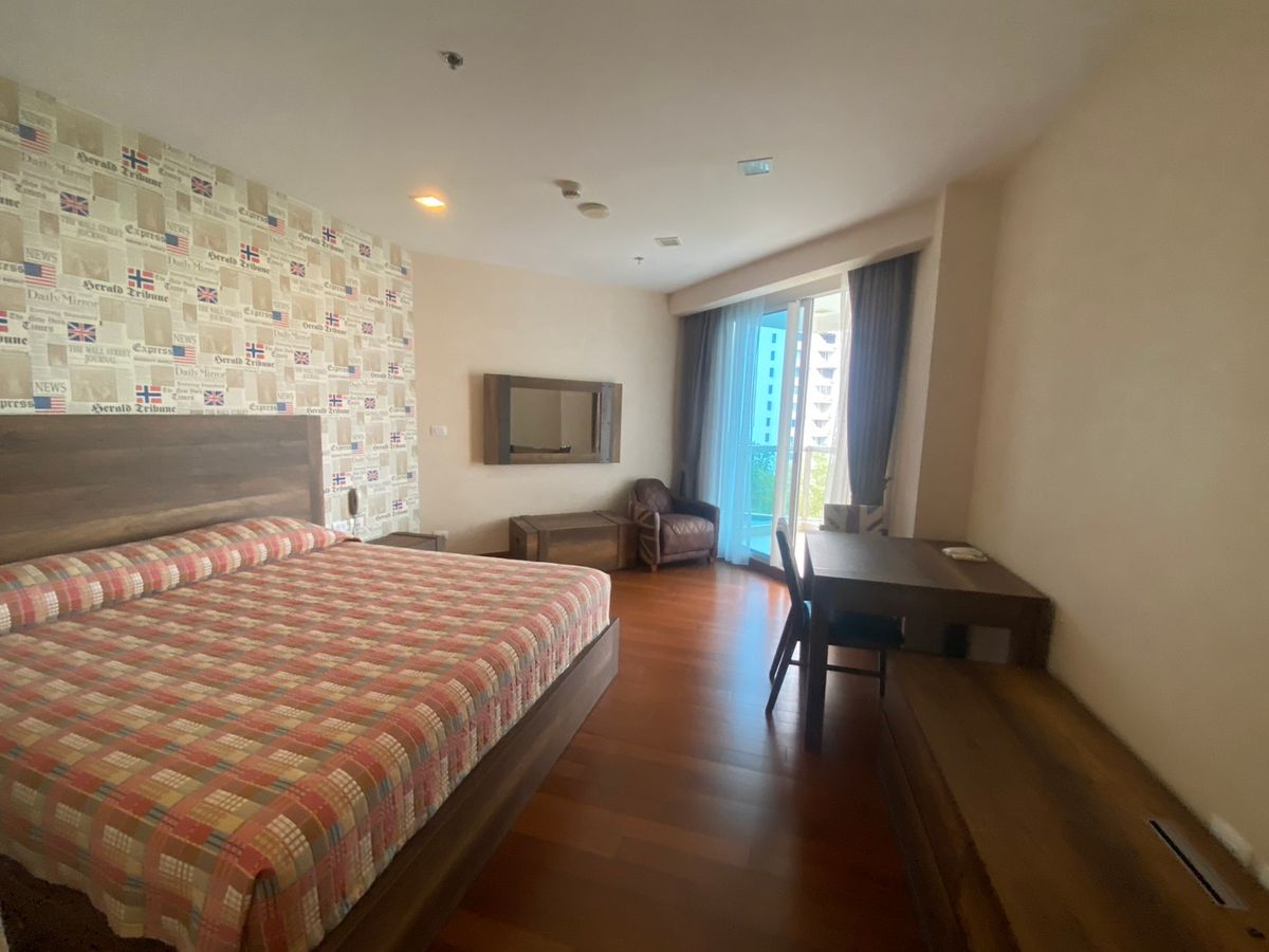 For SaleCondoPattaya, Bangsaen, Chonburi : For Sale Condo The Palm Wongamat Beach Front Pattaya (S03-1997S)