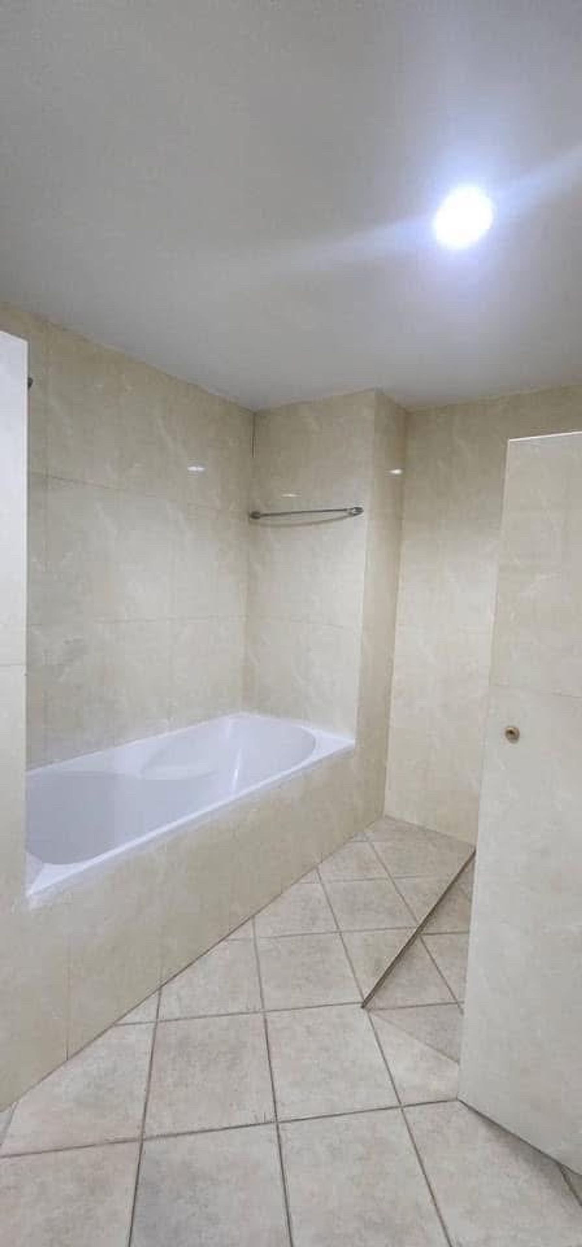 ขายบ้านพัฒนาการ ศรีนครินทร์ : 📢👇ขาย บ้านเดี่ยว แปลงหัวมุมในหมู่บ้านที่มีระบบรักษาความปลอดภัยดี เดินทางสะดวก ใกล้ทางด่วน