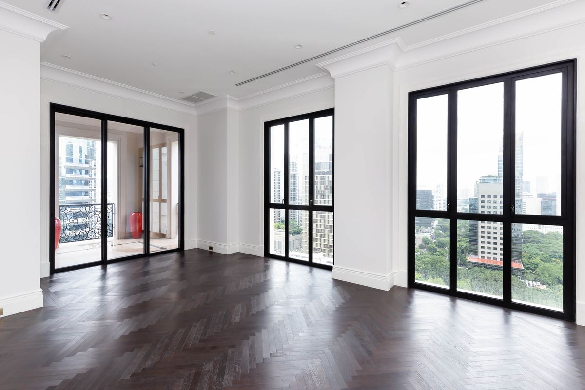 ขายคอนโดวิทยุ ชิดลม หลังสวน : For sell 98 WIRELESS - 2 Bedroom US Embassy Park View 