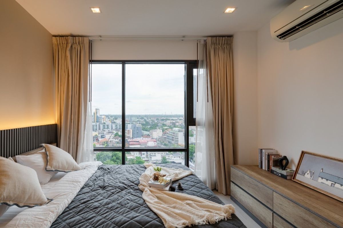 For SaleCondoSukhumvit, Asoke, Thonglor : Sell ​​Rhythm Sukhumvit 36-38, only 13.5 MB !! Contact 086-795-9997 (Jimmy)