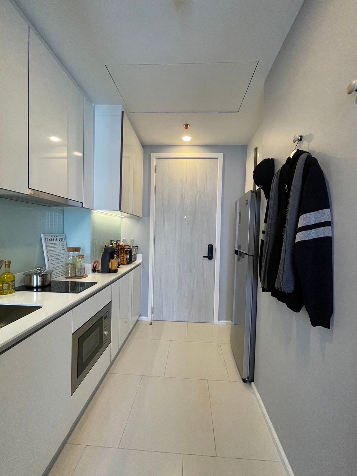 For SaleCondoKasetsart, Ratchayothin : 🌟 Massarine Condo for sale, Ratchayothin, next to BTS 0 meters, decorated 33.34 sq.m. 📲 𝟎𝟔𝟒-𝟕𝟗𝟒𝟒𝟐𝟔𝟑 (Khun Nam)