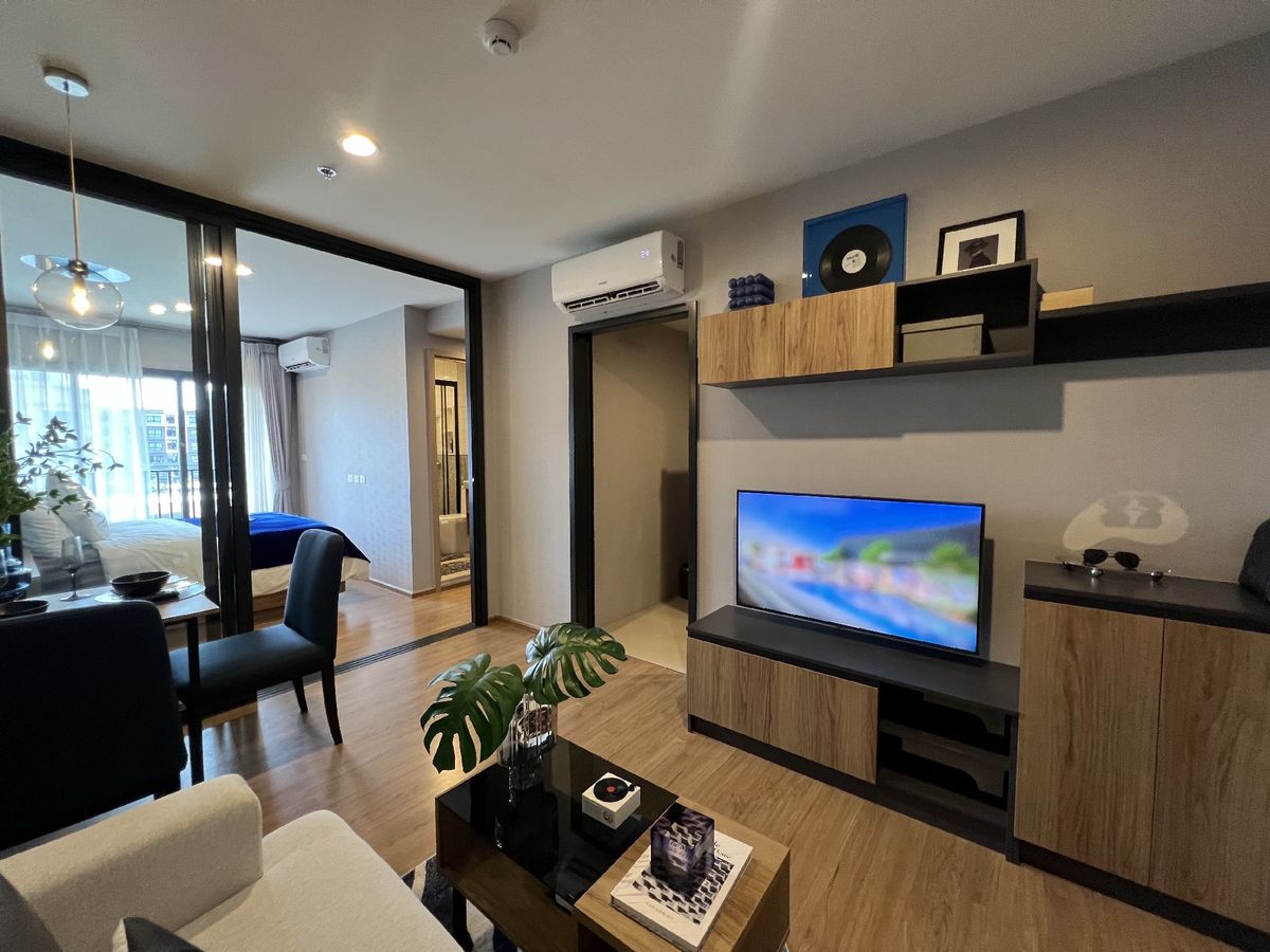 For SaleCondoLadprao, Central Ladprao : 🔥Hot Deal🔥The Line VIBE size 36 sq.m. Price 4.09 million* 📲 095-9299924 (K. Benz)