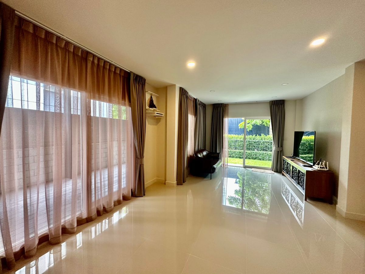 ขายบ้านลาดกระบัง สุวรรณภูมิ : ขายบ้านเดี่ยวสภาพมือหนึ่ง ราคาพิเศษใกล้ เมกะบางนา เชื่อมต่อ บางนา วงแหวน