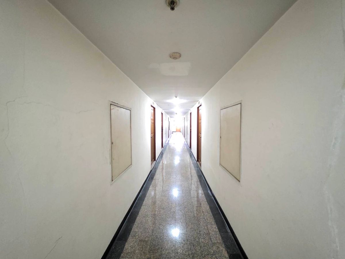 ขายคอนโดวิภาวดี ดอนเมือง หลักสี่ : ขาย Royal วิภาวดี คอนโด จะเรียกว่า คอนโด หรือ บ้าน ดีนะ