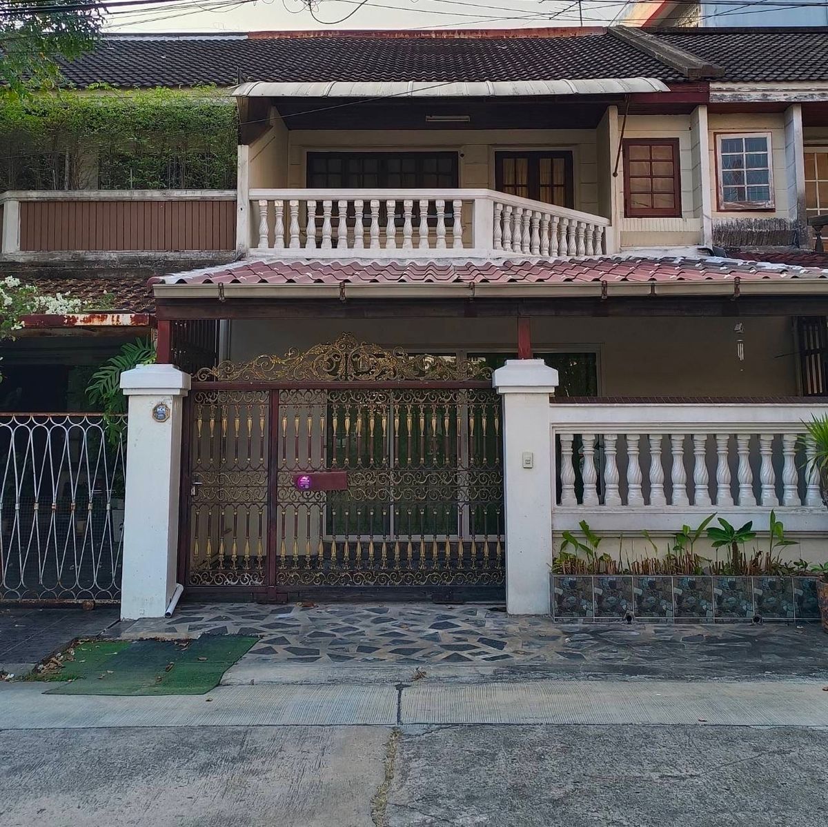 ขายบ้านโชคชัย4 ลาดพร้าว71 : 🏡 ทาวน์โฮมรีโนเวทใหม่ พร้อมอยู่ – ทำเลทอง ลาดพร้าว