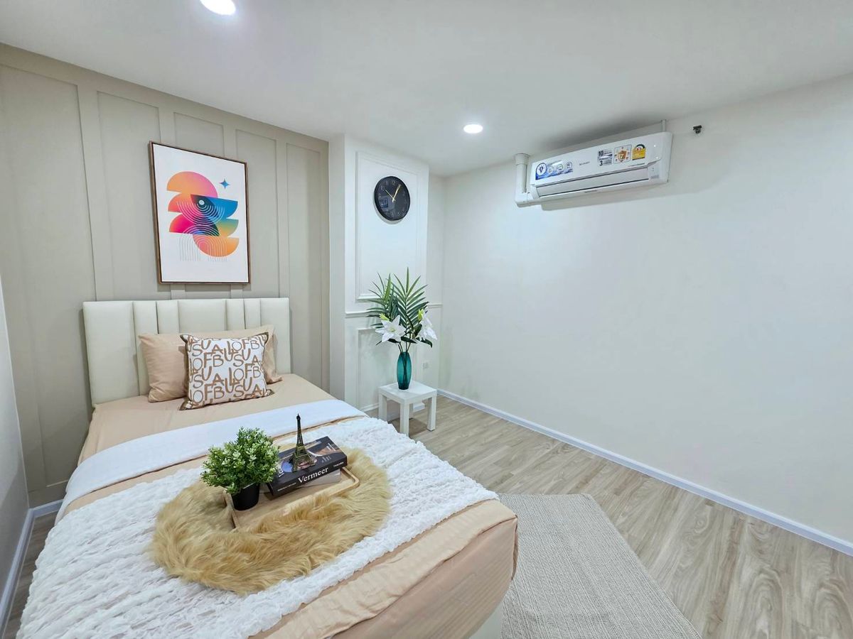 ขายคอนโดวิภาวดี ดอนเมือง หลักสี่ : ขาย Royal วิภาวดี คอนโด จะเรียกว่า คอนโด หรือ บ้าน ดีนะ