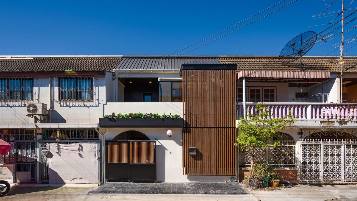 ขายทาวน์โฮมอ่อนนุช อุดมสุข : ขาย Town home ใกล้ BTS บางจาก เพียง 6.89 MB ติดต่อ 086-795-9997 จิมมี่