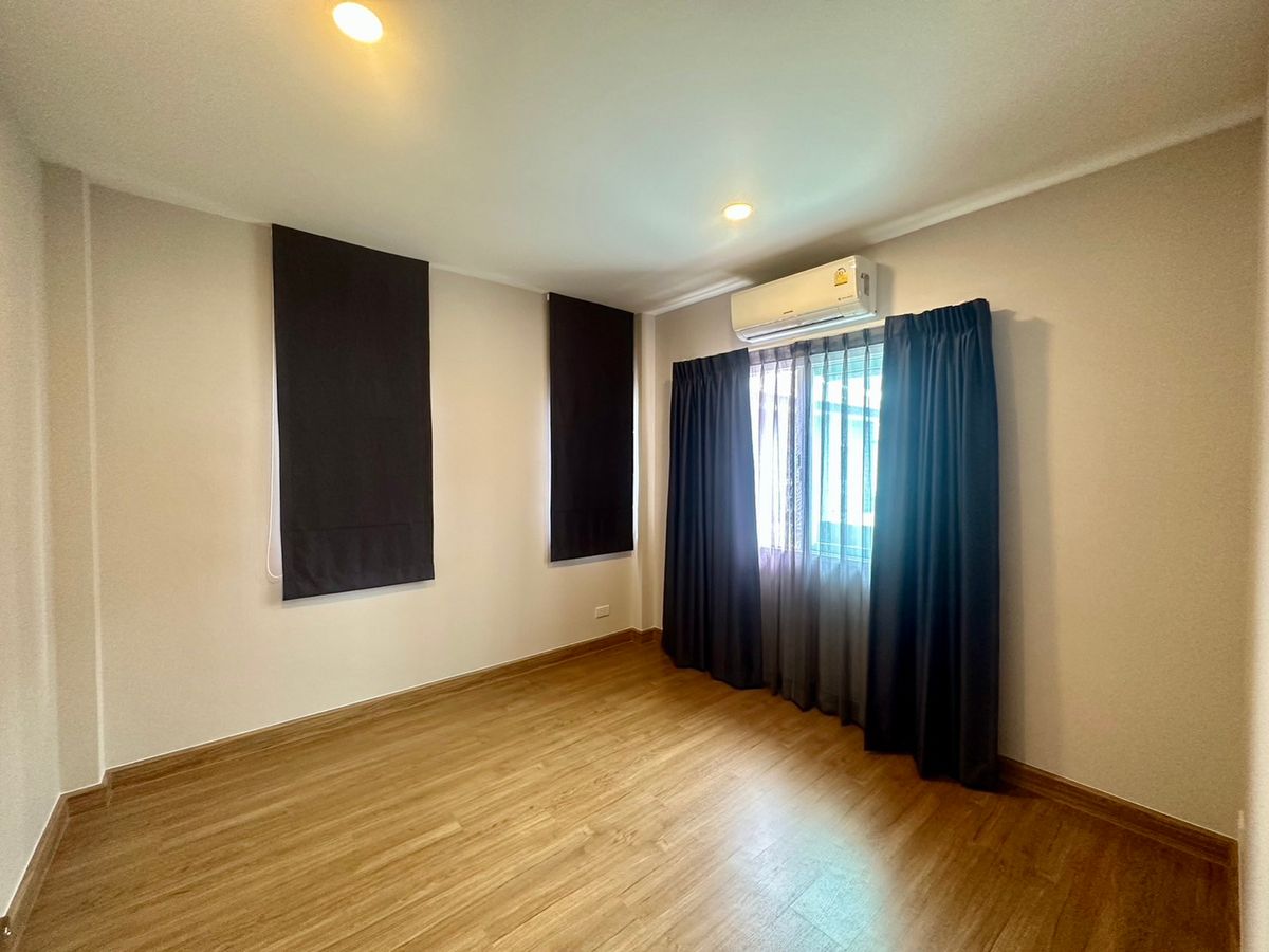 ขายบ้านลาดกระบัง สุวรรณภูมิ : ขายบ้านเดี่ยวสภาพมือหนึ่ง ราคาพิเศษใกล้ เมกะบางนา เชื่อมต่อ บางนา วงแหวน