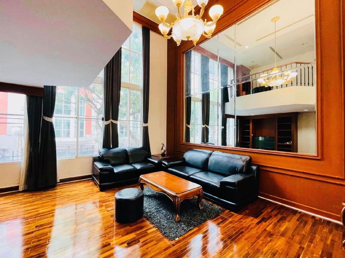 For RentTownhomeSukhumvit, Asoke, Thonglor : 4 -story townhome rental in the center of the city near BTS, Ban Klang, Thonglor