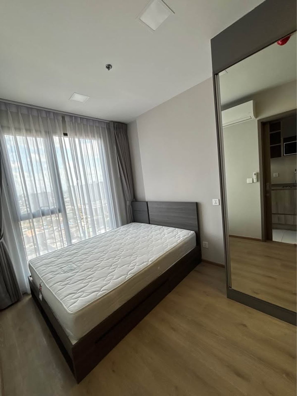 For RentCondoBang Sue, Wong Sawang, Tao Pun : *** Condo for rent : The Privacy Taopoon Interchange ***
