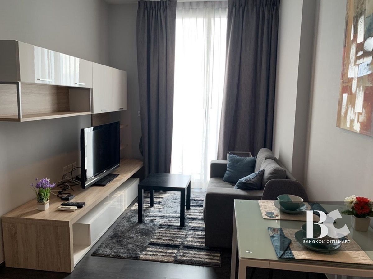 ขายคอนโดสุขุมวิท อโศก ทองหล่อ : ทำเลปังมาก ห้องใหญ่ชั้นสูงงง Edge Sukhumvit 23 ใกล้สิ่งอำนวยความสะดวกเพียบ
