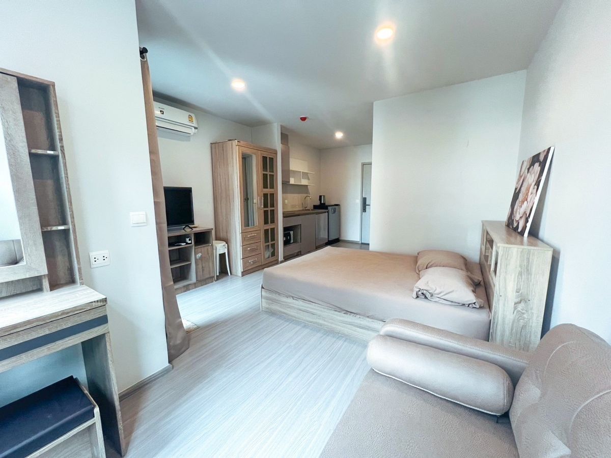 For SaleCondoRama9, Petchburi, RCA : Selling very cheap 2.5 million Aspire Asoke Ratchada near SWU