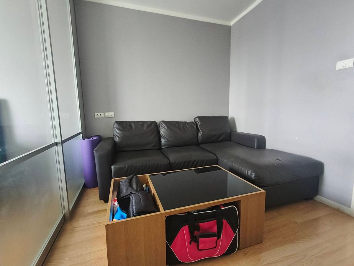 ขายคอนโดบางซื่อ วงศ์สว่าง เตาปูน : ขายคอนโด ลุมพินี วิลล์ ประชาชื่น-พงษ์เพชร 2 ขนาด 27 ตร.ม. ห้องมุม มีรถตู้บริการที่คอนโดไปสถานีรถไฟฟ้า BTS, MRT ทุกวัน