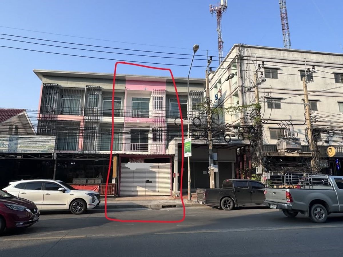 ให้เช่าโฮมออฟฟิศมีนบุรี-ร่มเกล้า : ขาย - ปล่อยเช่า โฮมออฟฟิต เคหะร่มเกล้า กั้นห้องอย่างดี พร้อมอยู่อาศัย