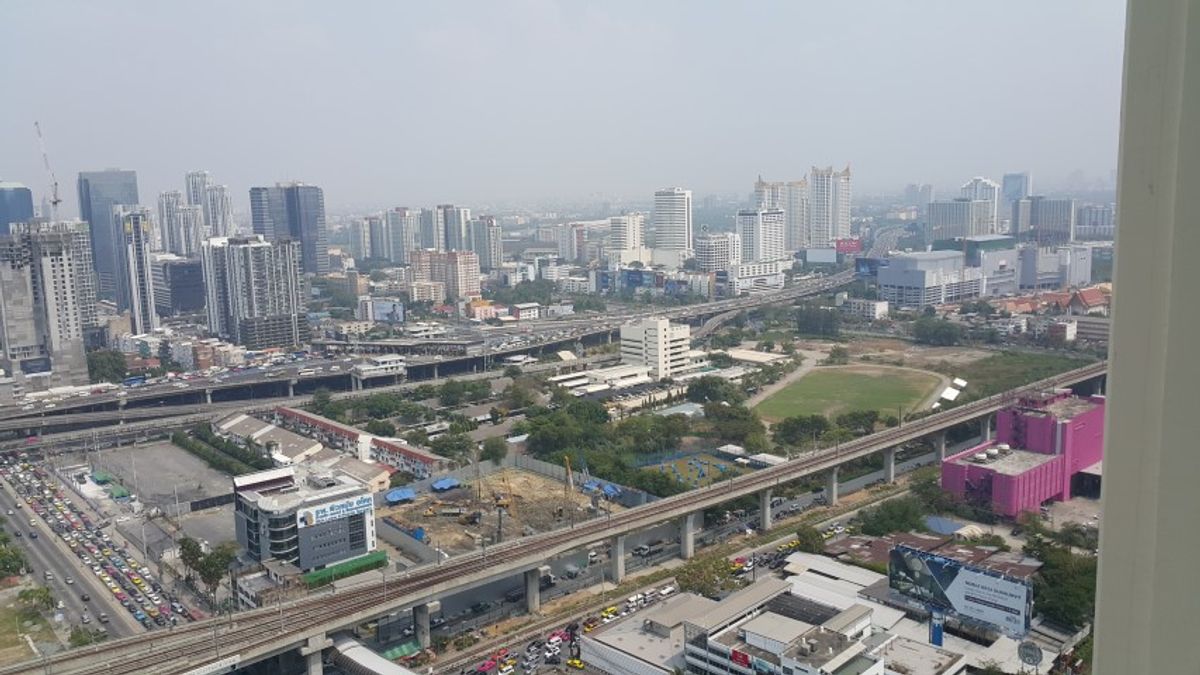 For RentCondoRama9, Petchburi, RCA : !! Beautiful room for rent a condo Q asoke near MRT Phetchaburi