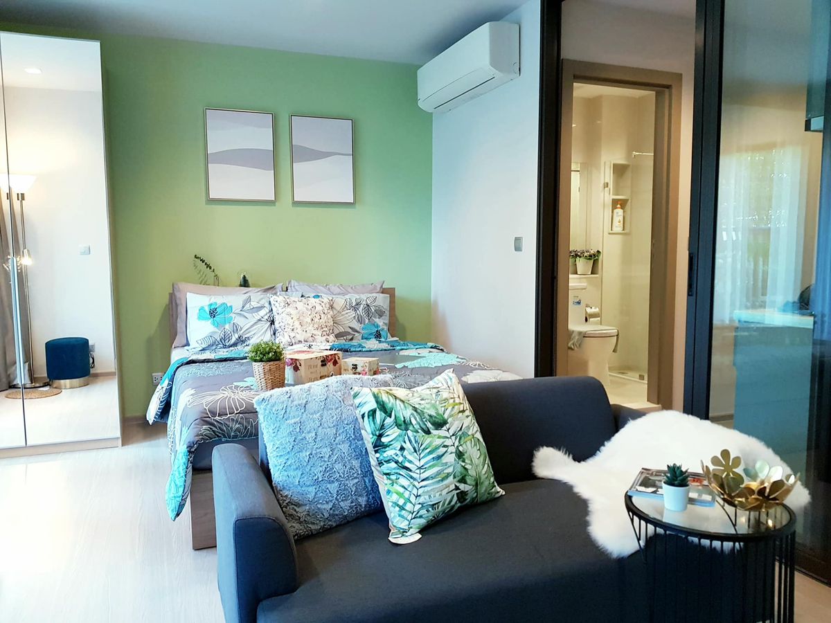 For RentCondoRama9, Petchburi, RCA : Life Asoke Rama 9, beautiful decoration room, good atmosphere, attached to the umbrella throughout the year, with a room 27.5 sq.m., special Studio, separating the bedroom, dividing the kitchen into proportion.